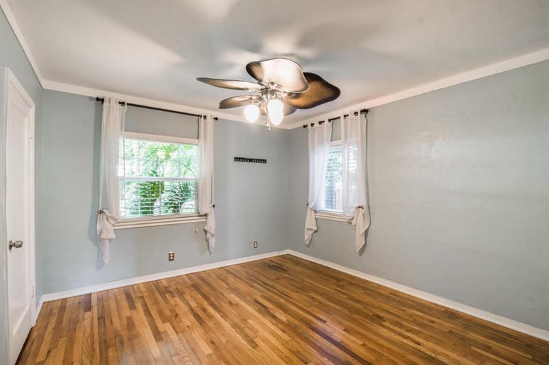 HOLMBERG & MC KEES - Residential Lease