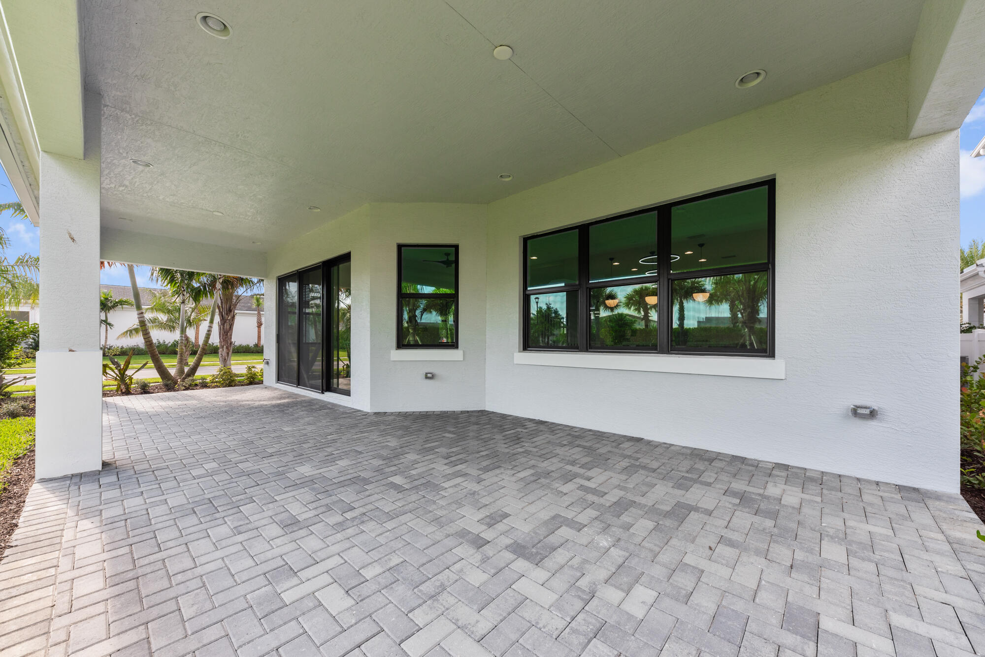ARTISTRY - Residential