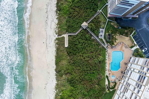 A home in Hutchinson Island