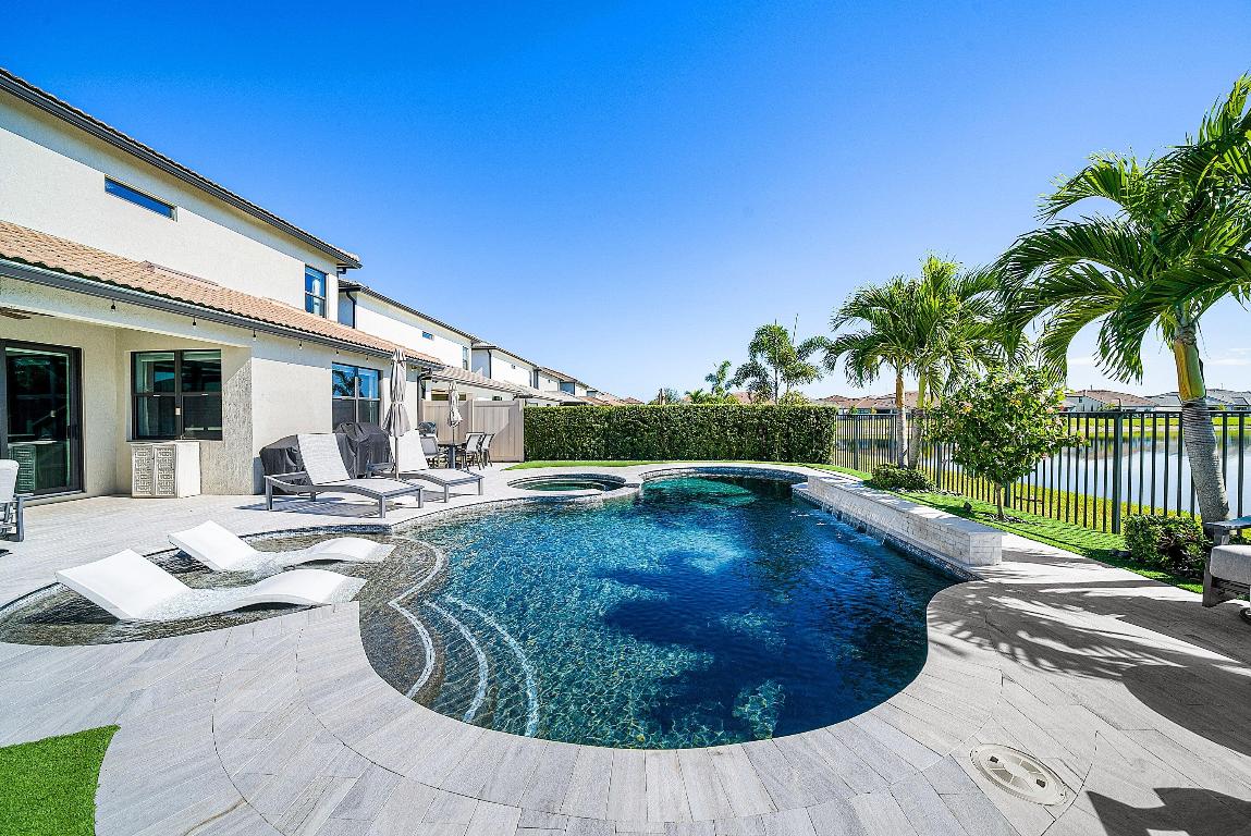 FIELDS AT GULFSTREAM POLO - Residential