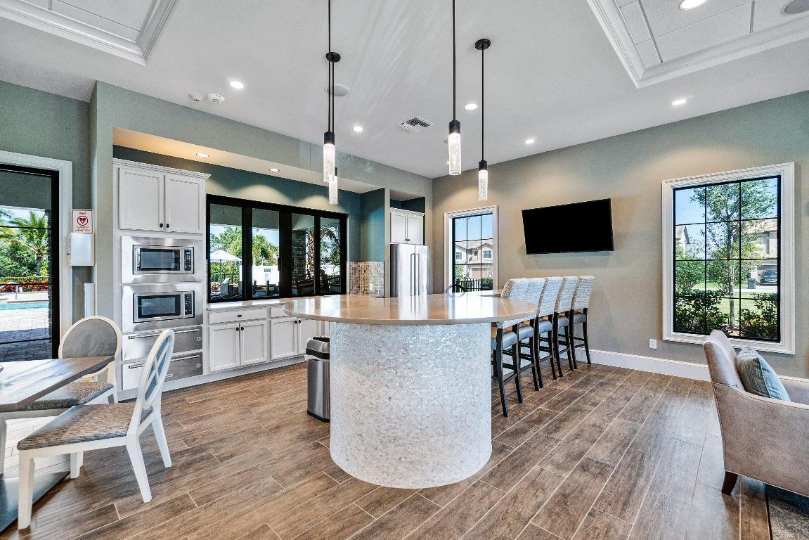 FIELDS AT GULFSTREAM POLO - Residential