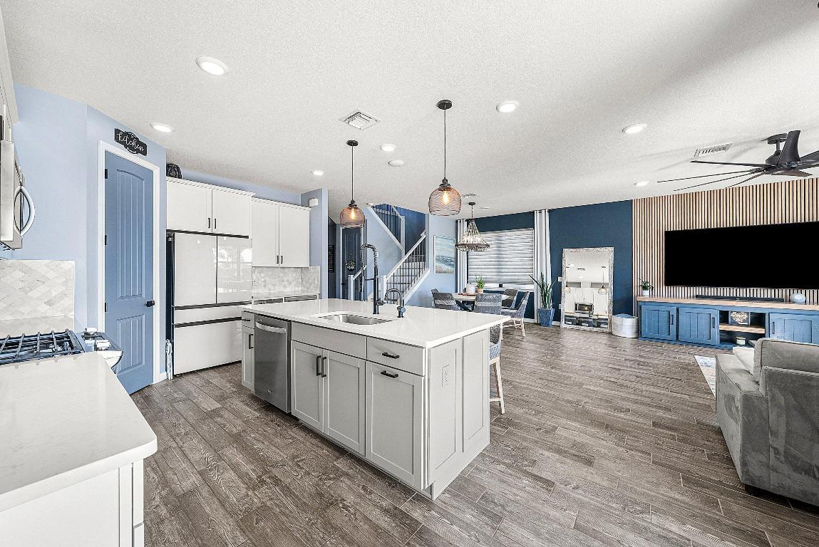 FIELDS AT GULFSTREAM POLO - Residential