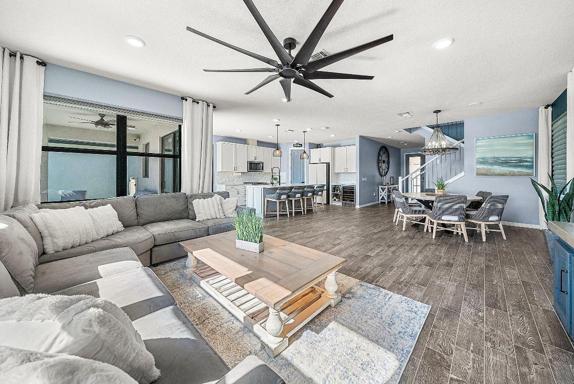 FIELDS AT GULFSTREAM POLO - Residential