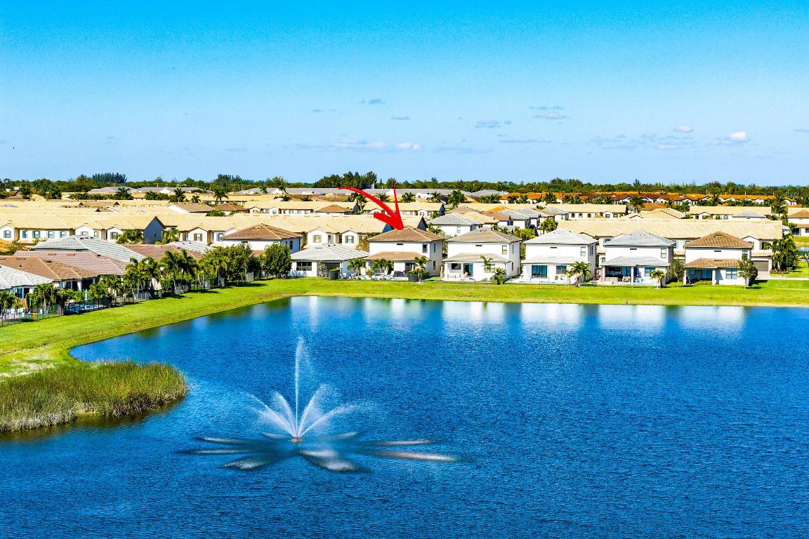 FIELDS AT GULFSTREAM POLO - Residential