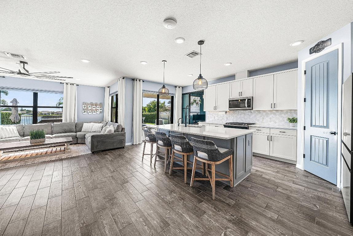 FIELDS AT GULFSTREAM POLO - Residential