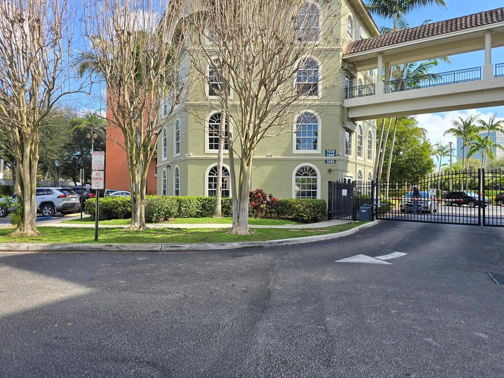 Photo of 1640 Presidential Way #403, West Palm Beach, FL 33401 (MLS # R11136633)