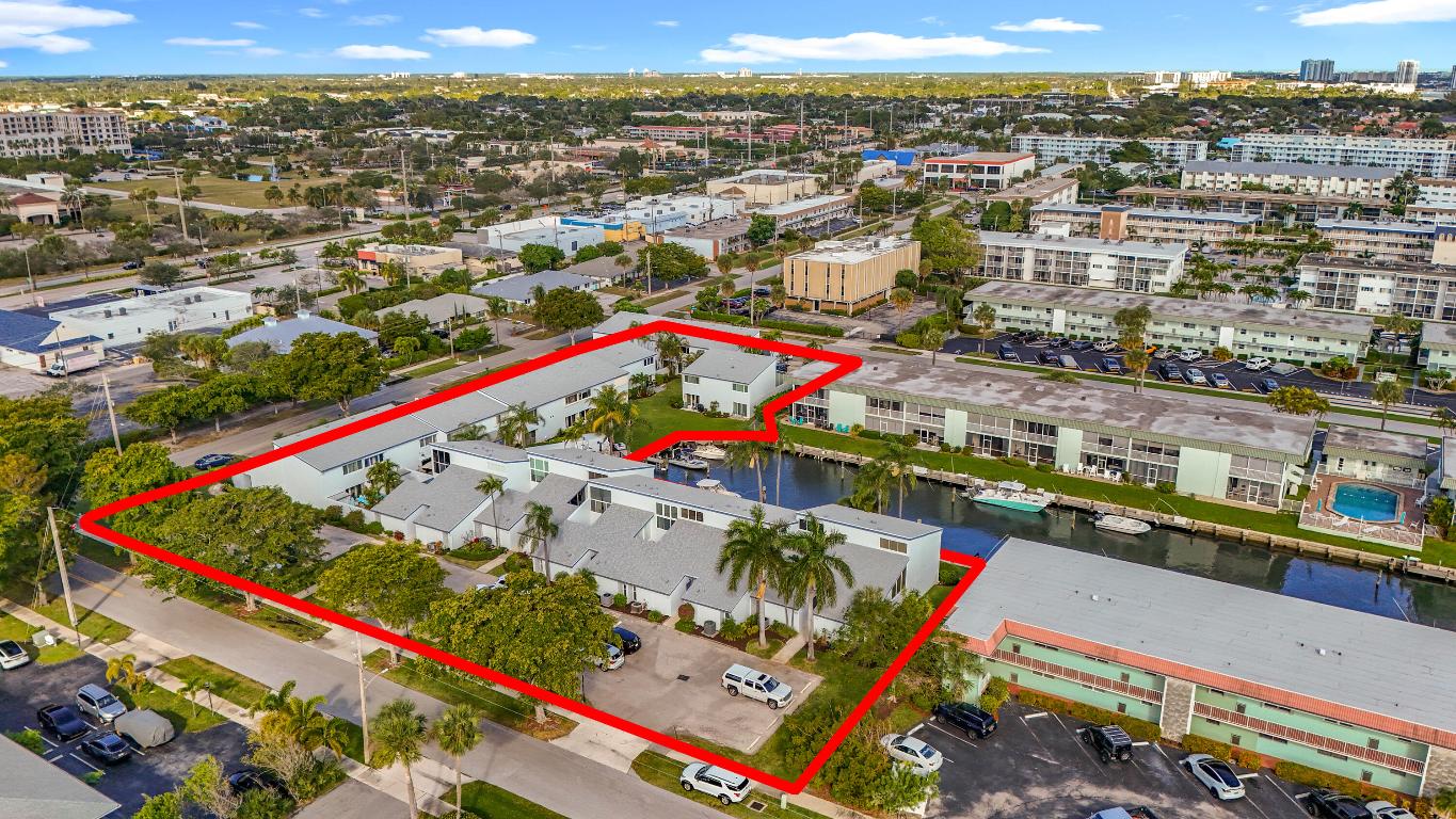 129 Lehane Terrace 137, North Palm Beach, FL, 33408/$374,990 4 129 Lehane Terrace 137