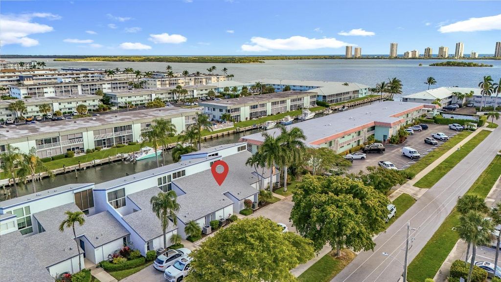 Photo of 129 Lehane Terrace #137, North Palm Beach, FL 33408 (MLS # R11157285)