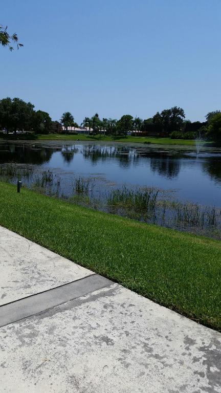 EMERALD LAKES PH IV - Residential Lease