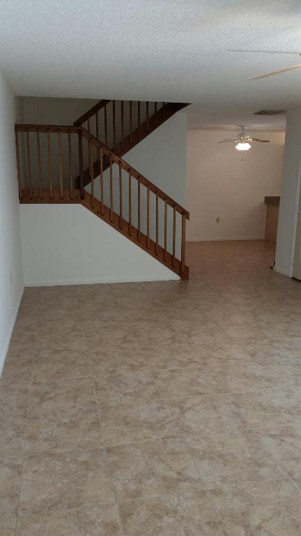 EMERALD LAKES PH IV - Residential Lease