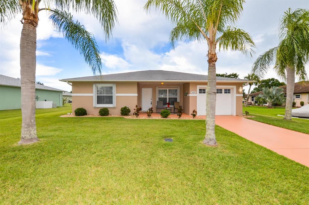Photo of 5609 Travelers Way, Fort Pierce, FL 34982 (MLS # R10800200)