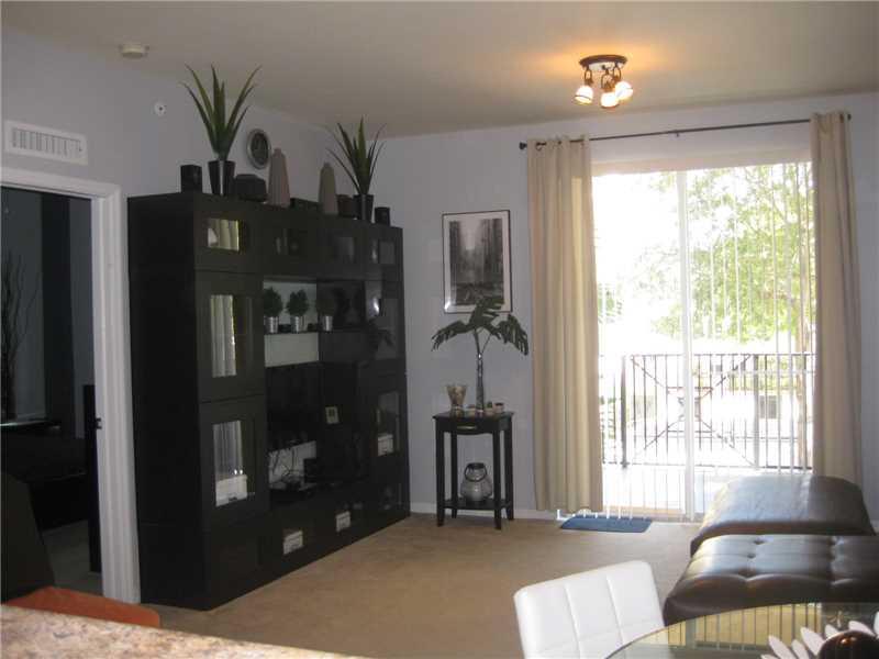 PINEAPPLE GROVE VILLAGE - Residential Lease