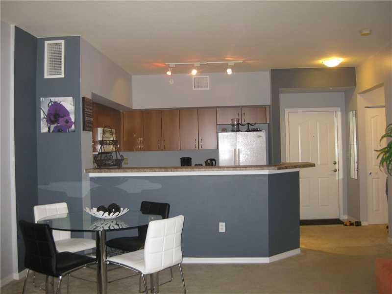 PINEAPPLE GROVE VILLAGE - Residential Lease