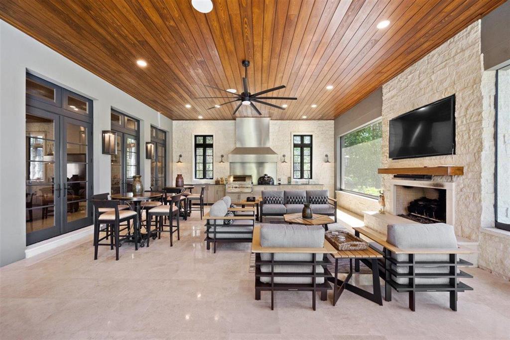 BRIDLE PATH OF P B POLO & - Residential