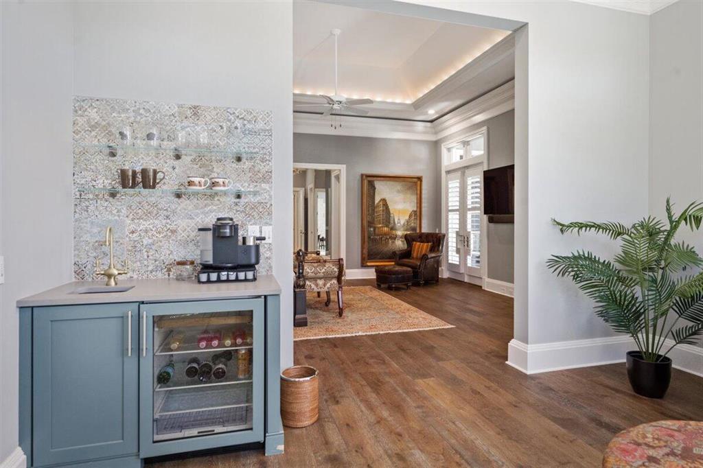 BRIDLE PATH OF P B POLO & - Residential