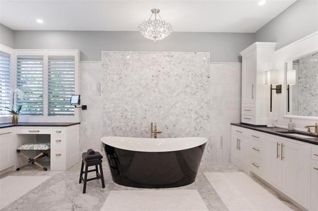 BRIDLE PATH OF P B POLO & - Residential