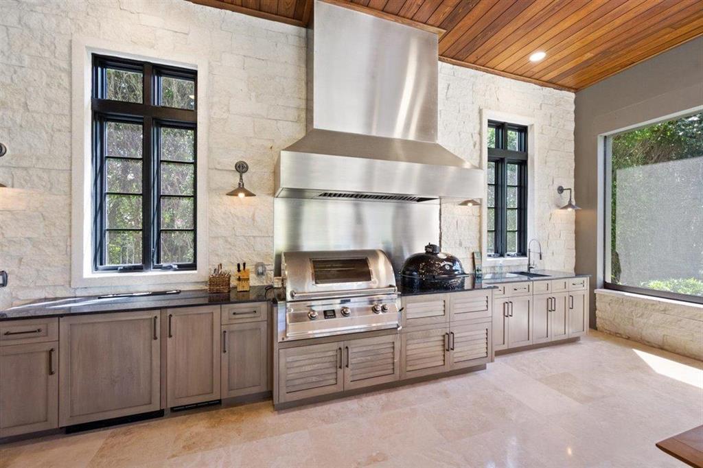 BRIDLE PATH OF P B POLO & - Residential