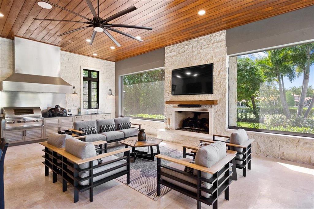 BRIDLE PATH OF P B POLO & - Residential