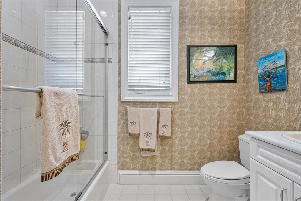 LAKE ROGERS ISLE UNIT D - Residential