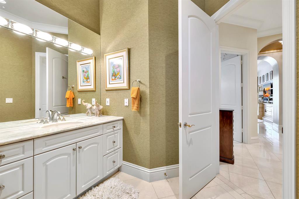 LAKE ROGERS ISLE UNIT D - Residential