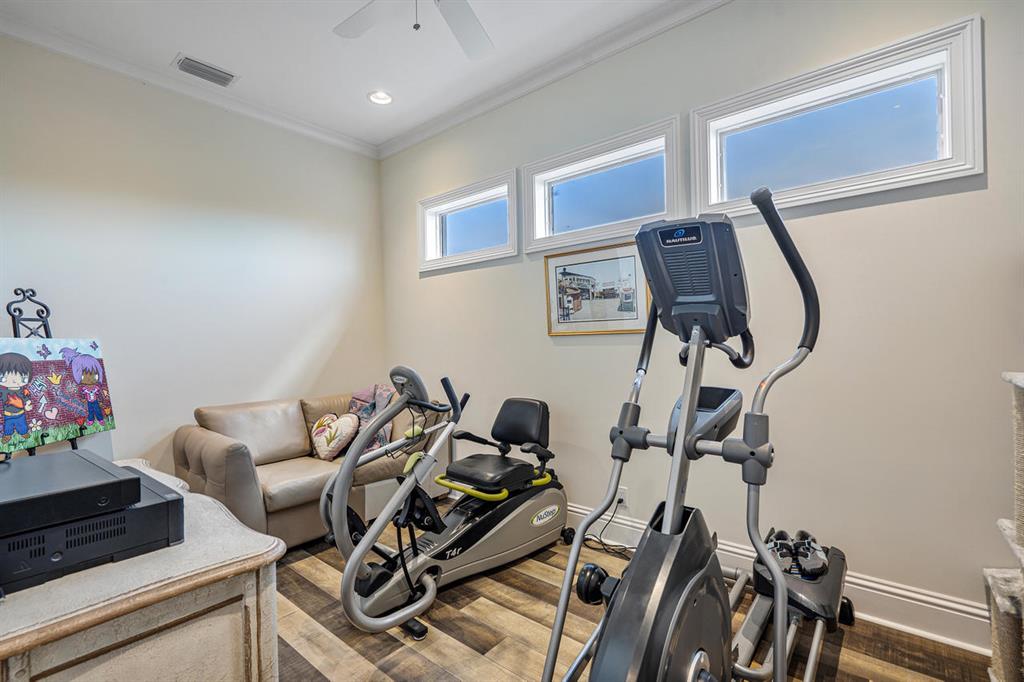 LAKE ROGERS ISLE UNIT D - Residential