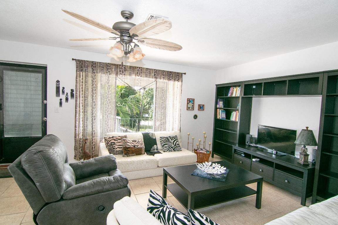 PARK TOWERS APARTMENTS CONDO - Residential