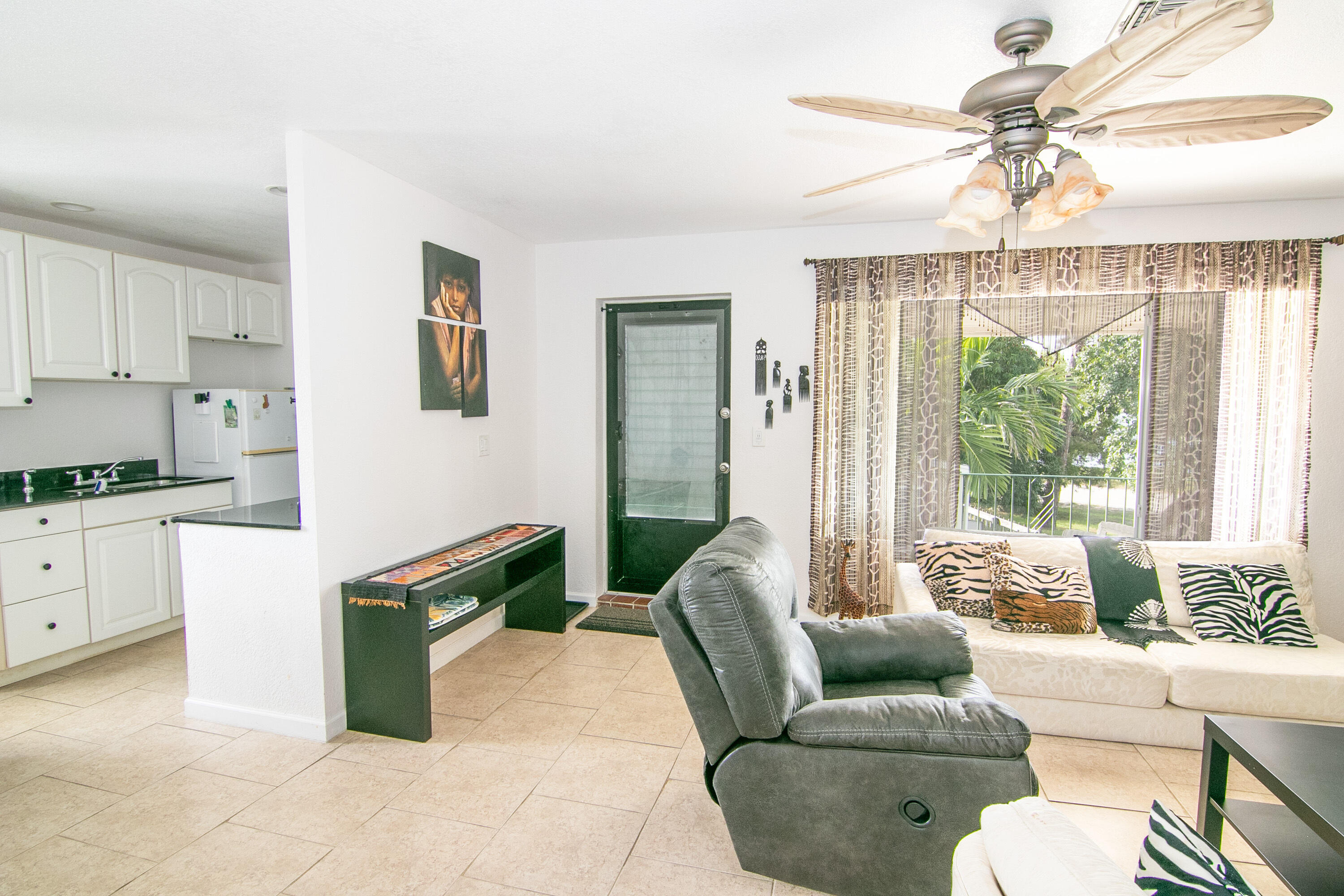 4056 Lake Osborne Drive 15