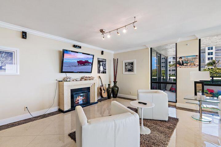 THIRTY FIVE SIXTY CONDO - Residential Lease