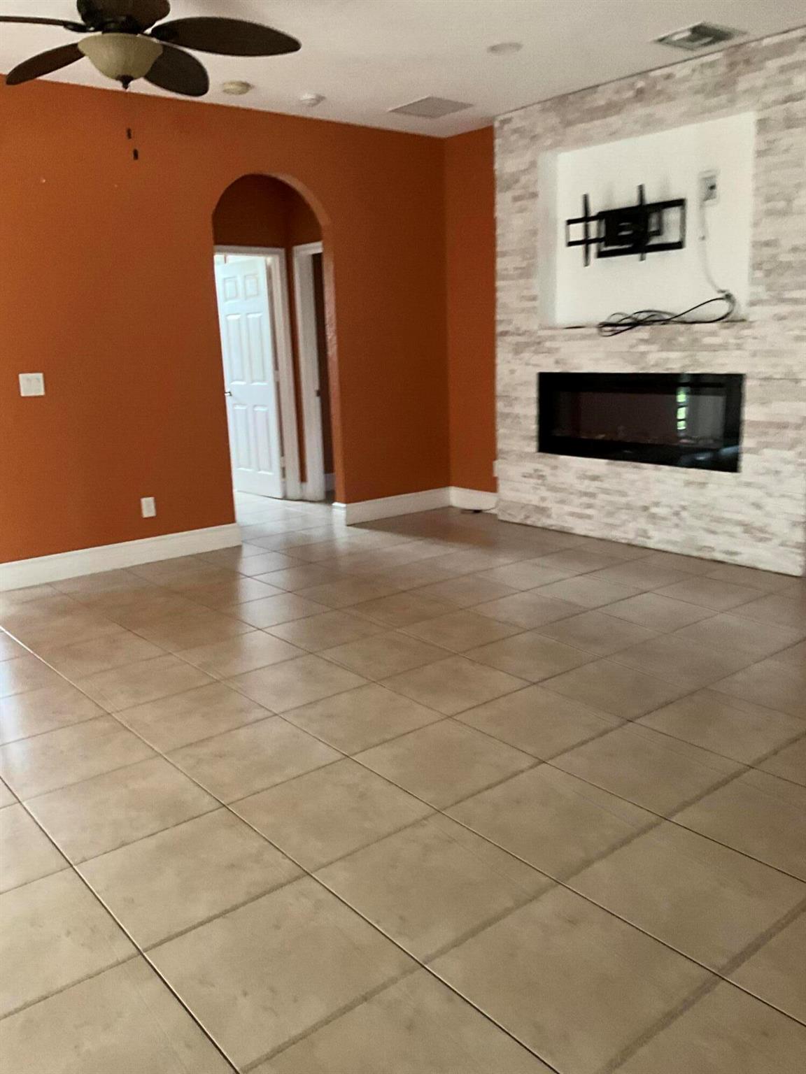 PORT ST LUCIE SECTION 19 - Residential