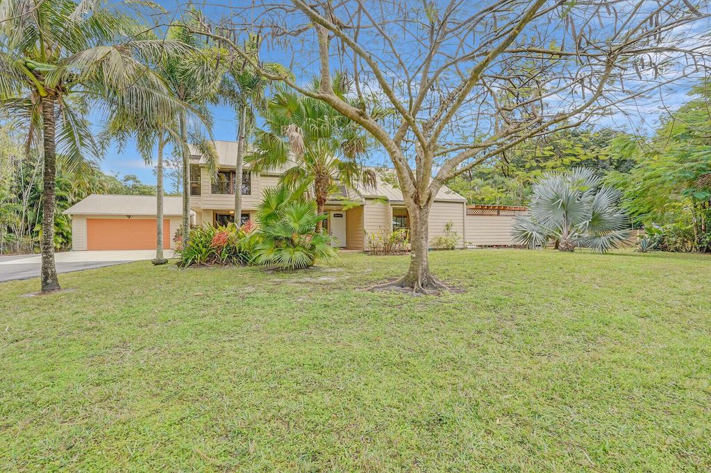 Photo of 17662 Bridle Lane, Jupiter, FL 33478 (MLS # R10954504)