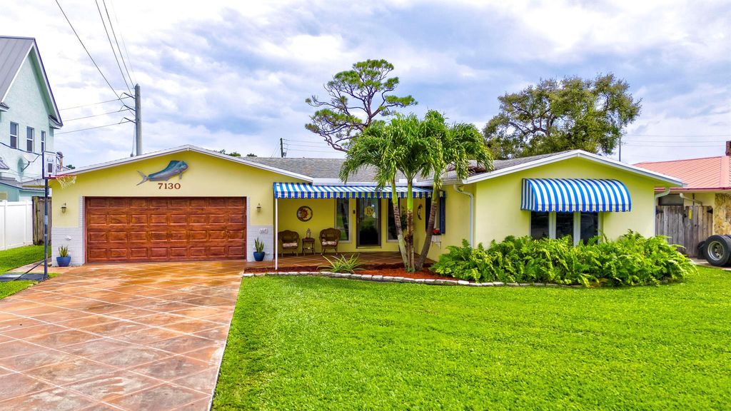 Photo of 7130 Thompson Road, Boynton Beach, FL 33426 (MLS # R10966688)