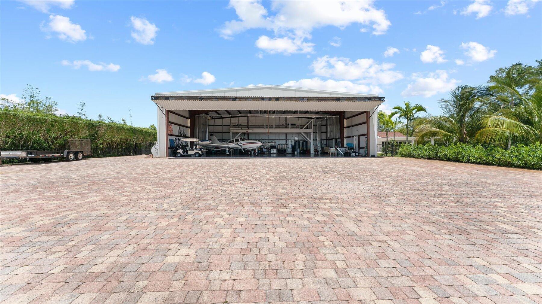 ANTIQUERS AERODROME UNREC - Residential