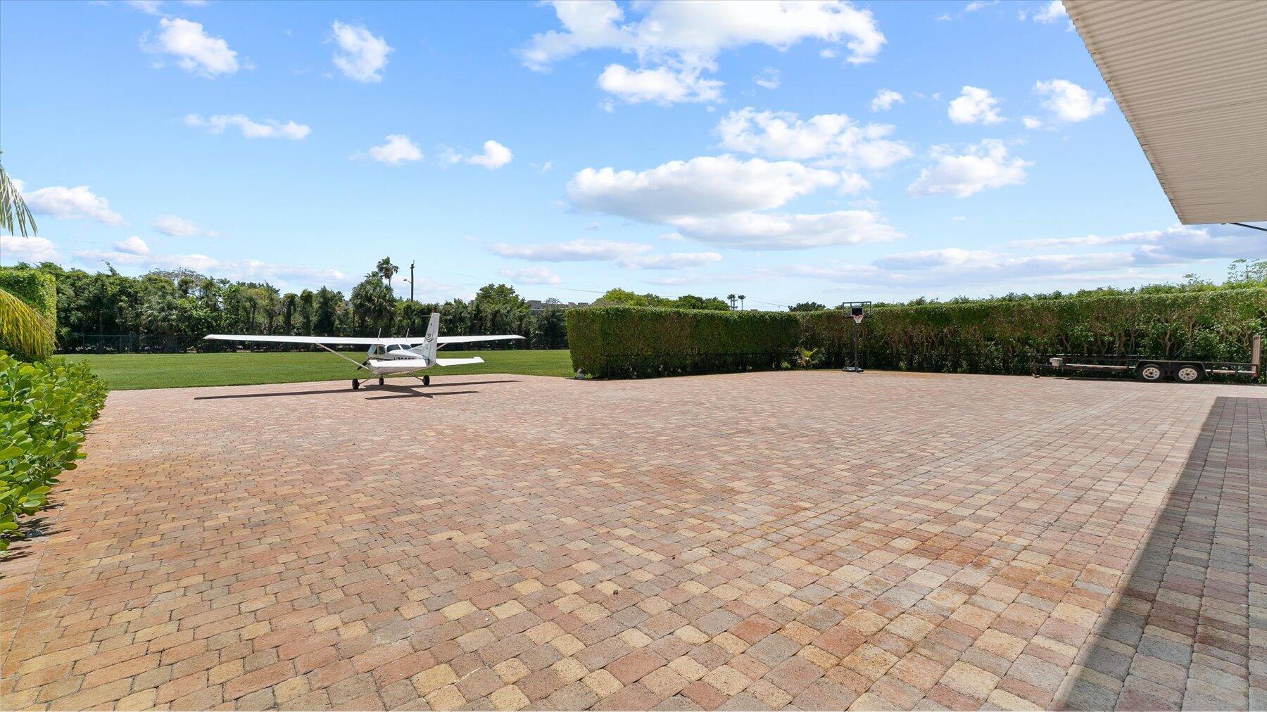 ANTIQUERS AERODROME UNREC - Residential