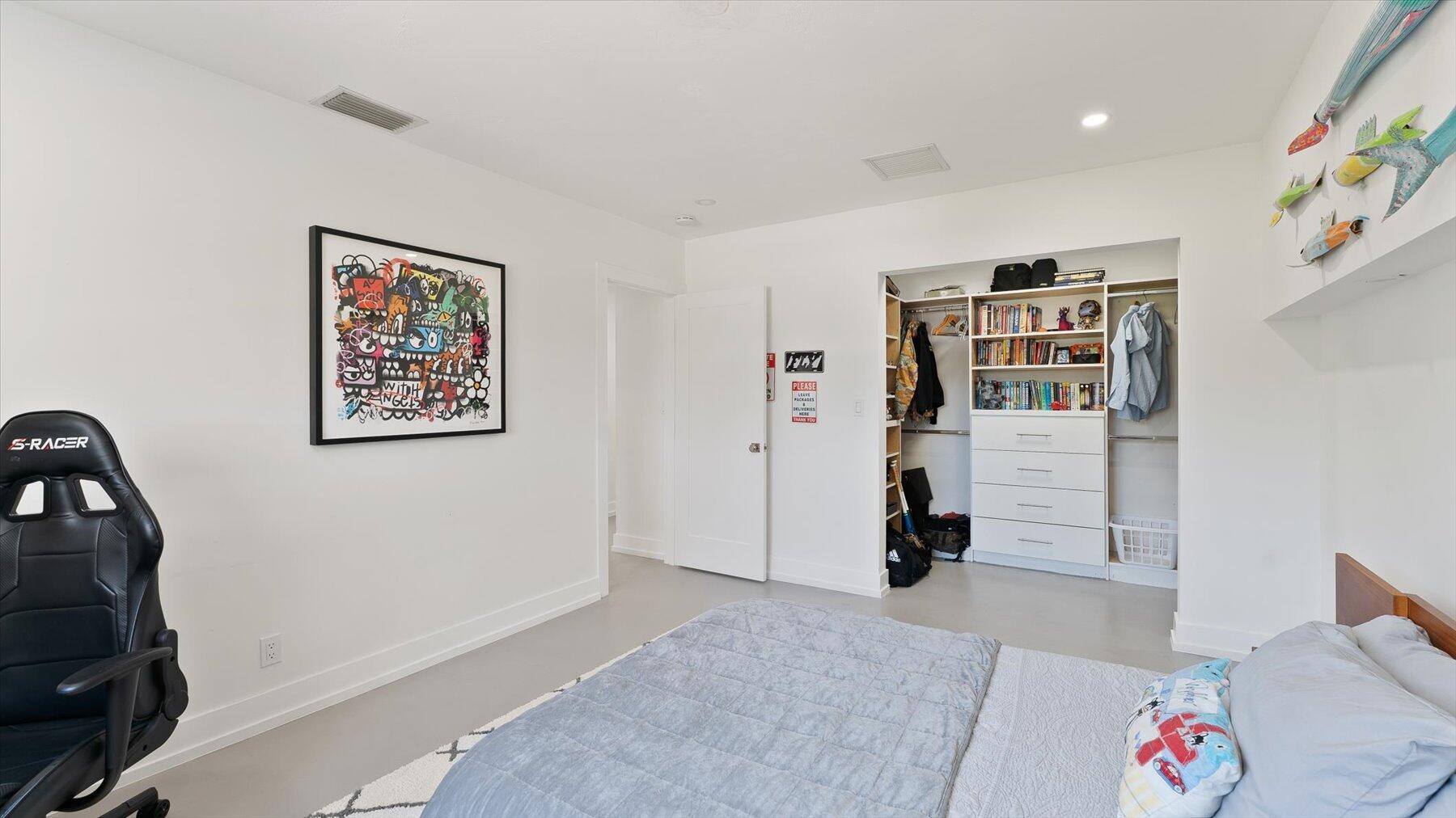 ANTIQUERS AERODROME UNREC - Residential