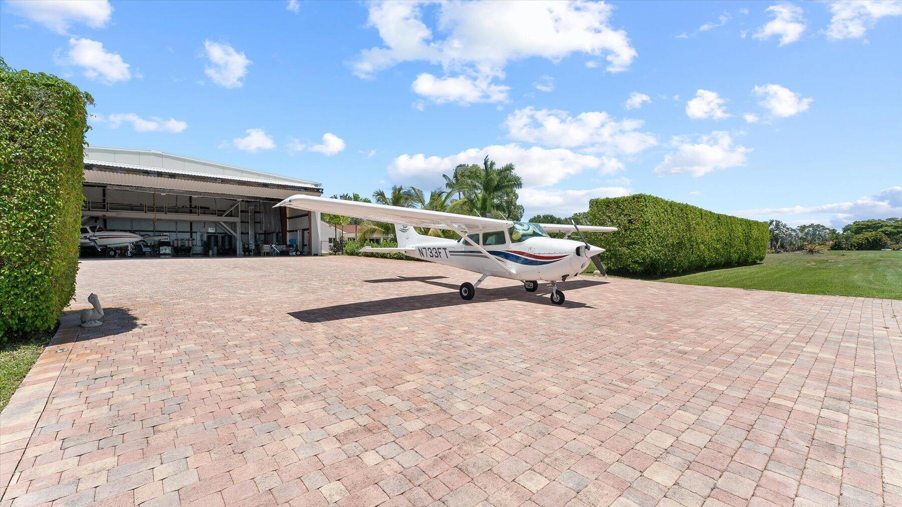 ANTIQUERS AERODROME UNREC - Residential