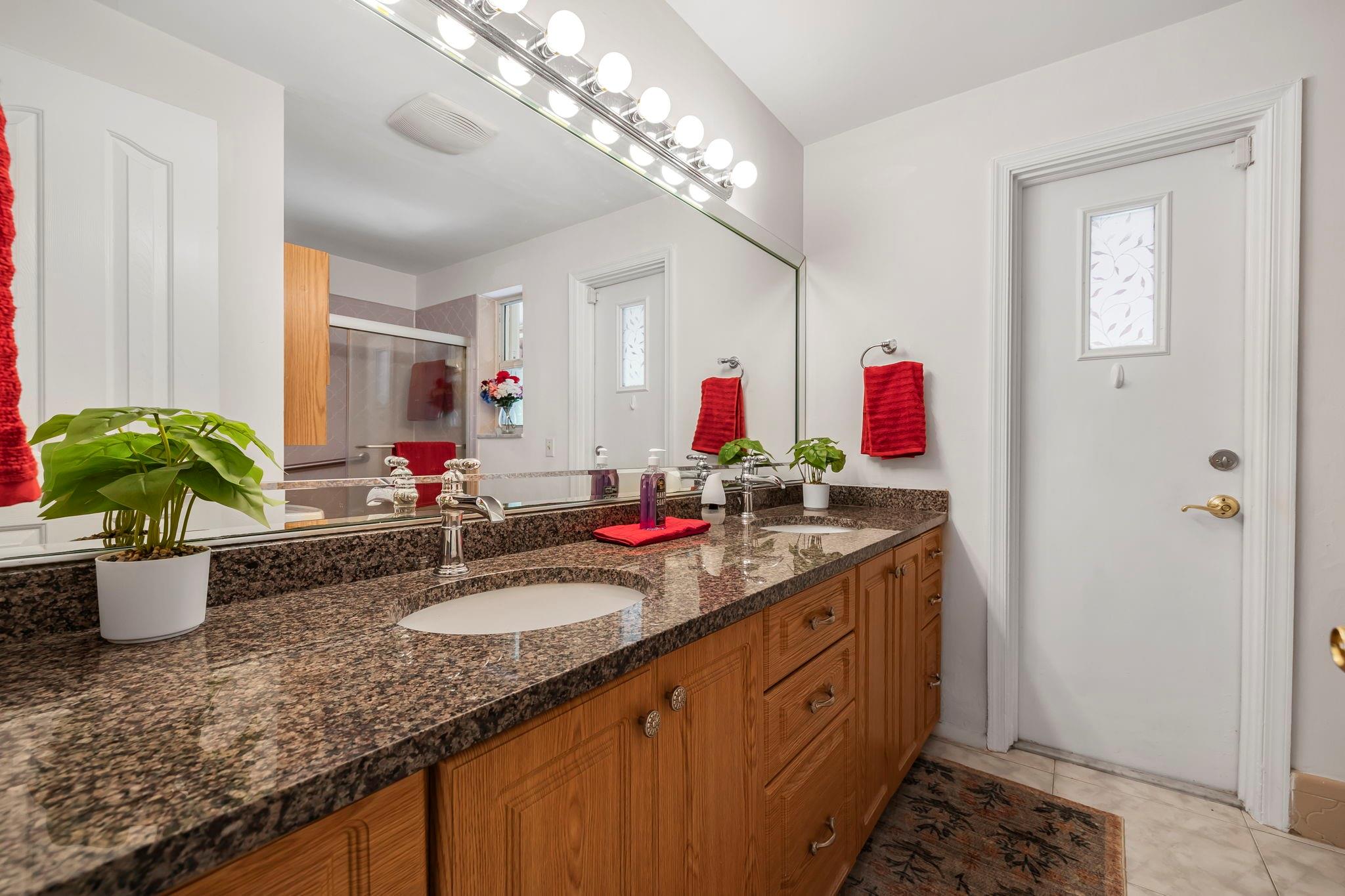 Coral Springs Lakes 68-12 - Residential