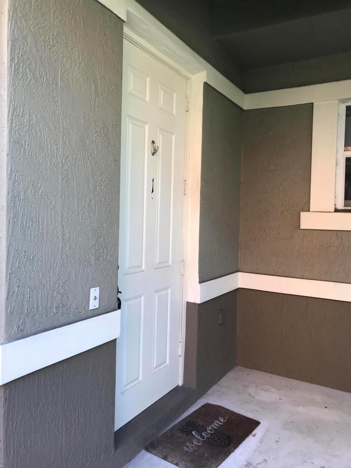 View photos, virtual tours, details... 990 Millbrae Court 1