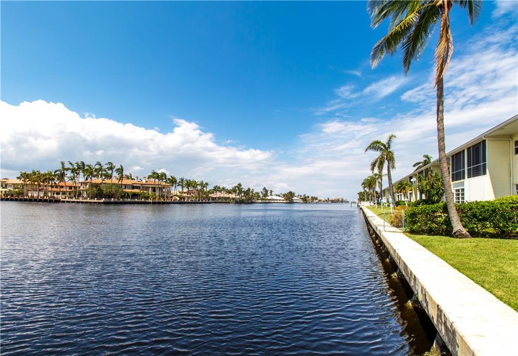 Coral Ridge Towers East - Residential