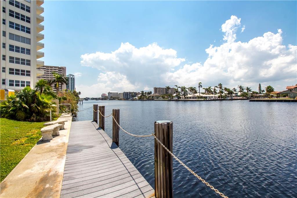 Coral Ridge Towers East - Residential