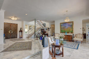 ROYAL PALM YACHT & COUNTRY CLUB - Residential