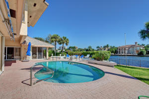 ROYAL PALM YACHT & COUNTRY CLUB - Residential