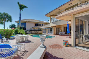 ROYAL PALM YACHT & COUNTRY CLUB - Residential