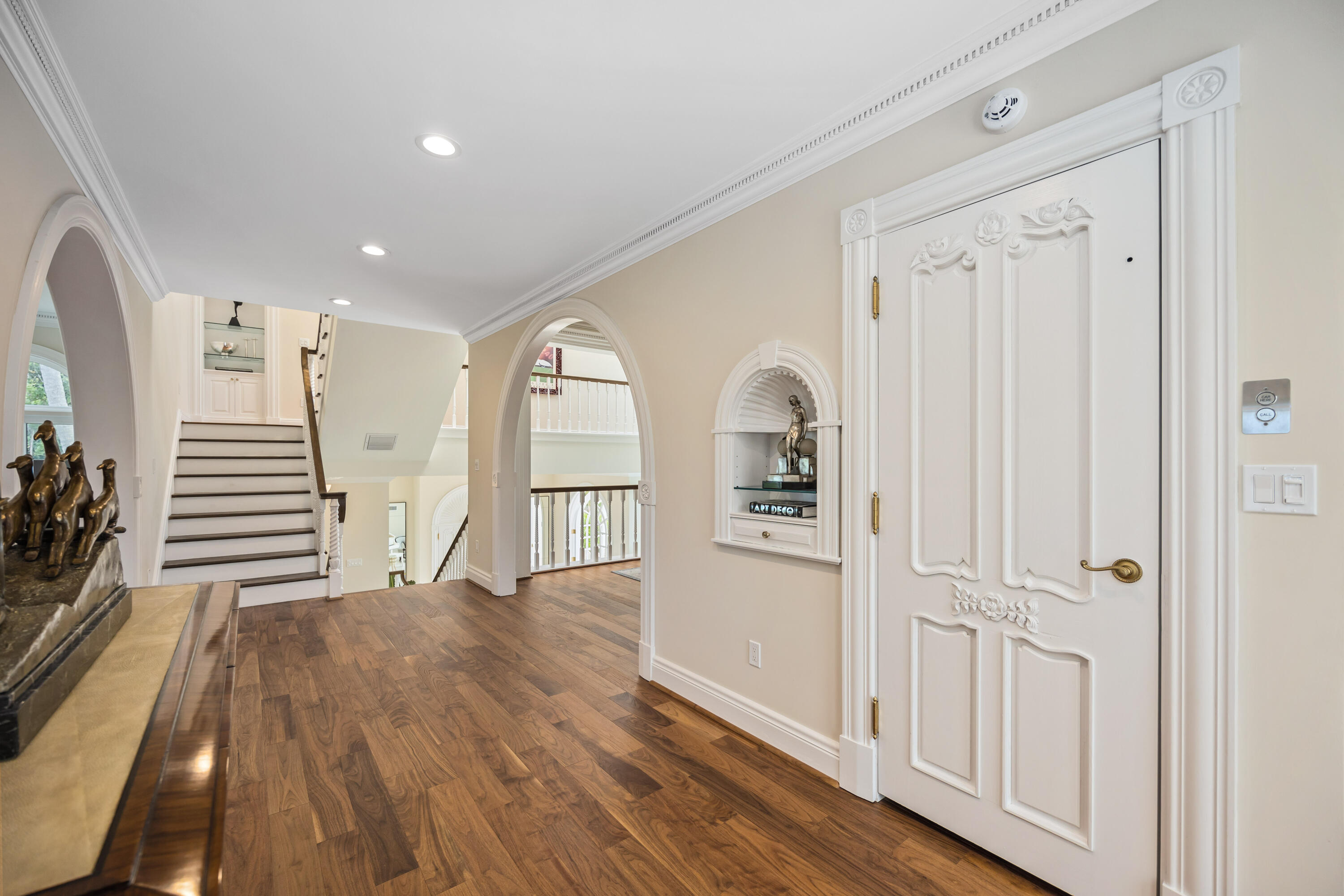 SIESTA PROPERTIES INC UNIT 1 - Residential