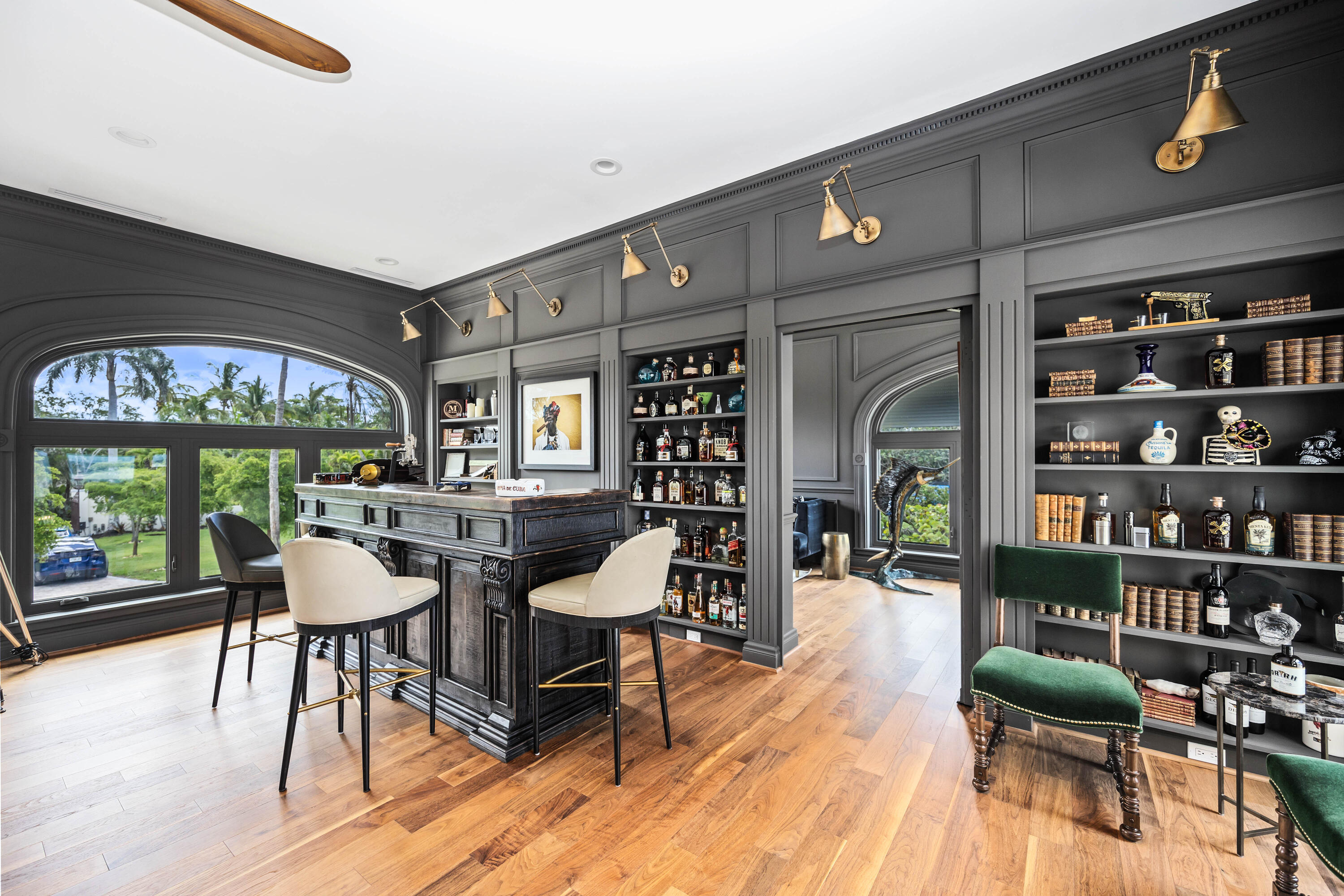 SIESTA PROPERTIES INC UNIT 1 - Residential