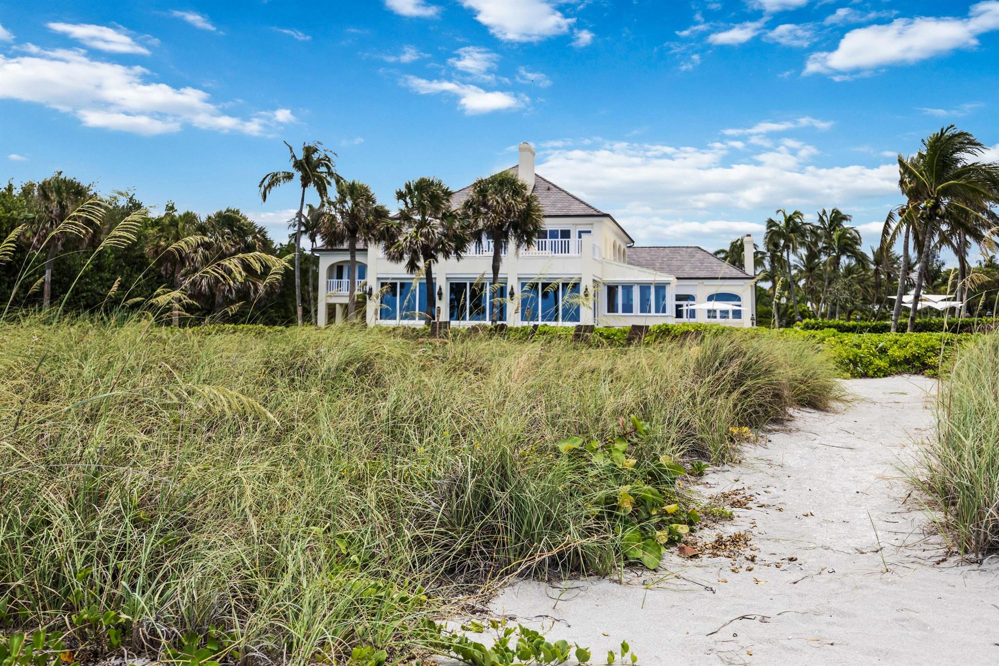 SIESTA PROPERTIES INC UNI - Residential