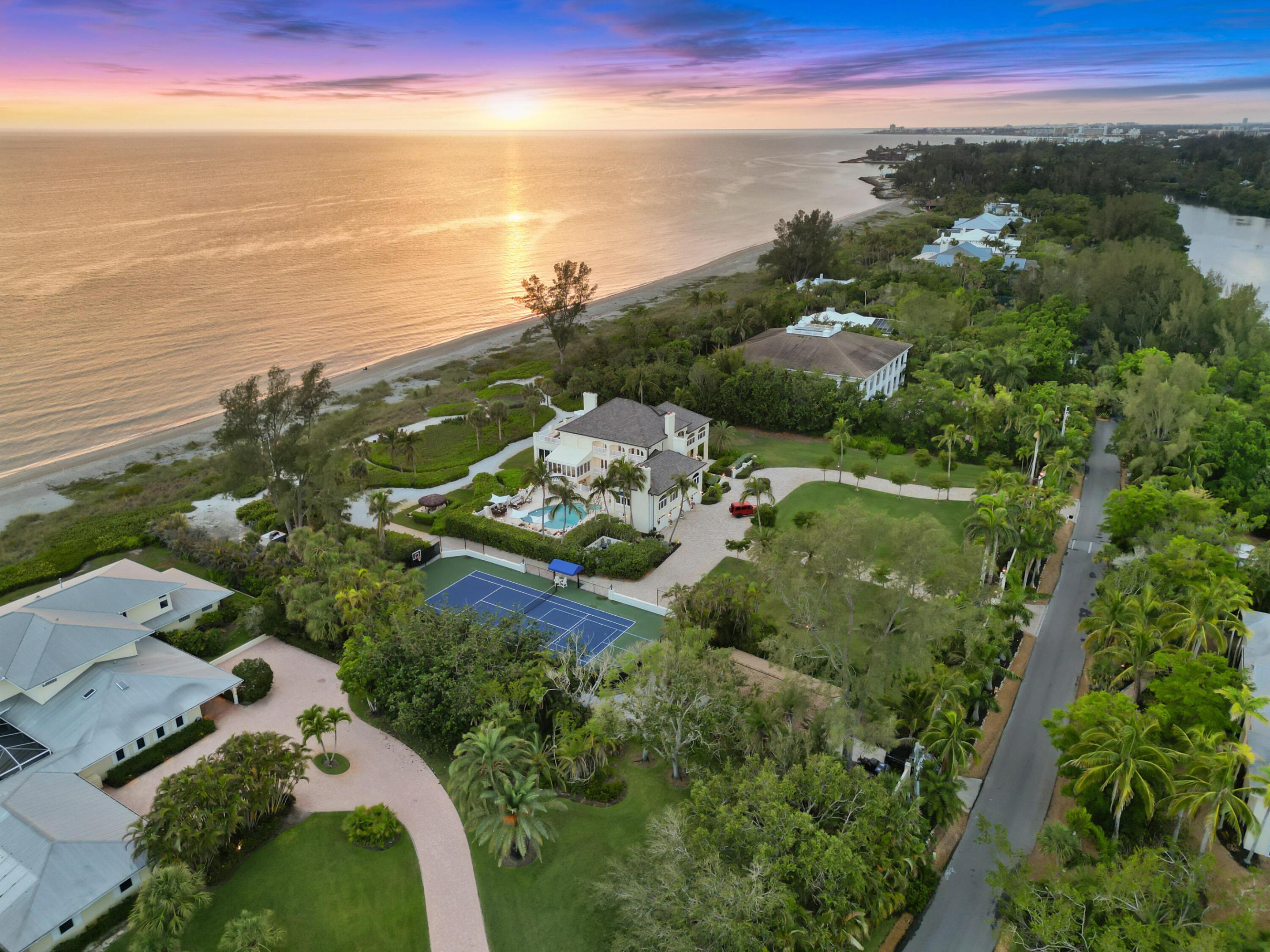 SIESTA PROPERTIES INC UNIT 1 - Residential