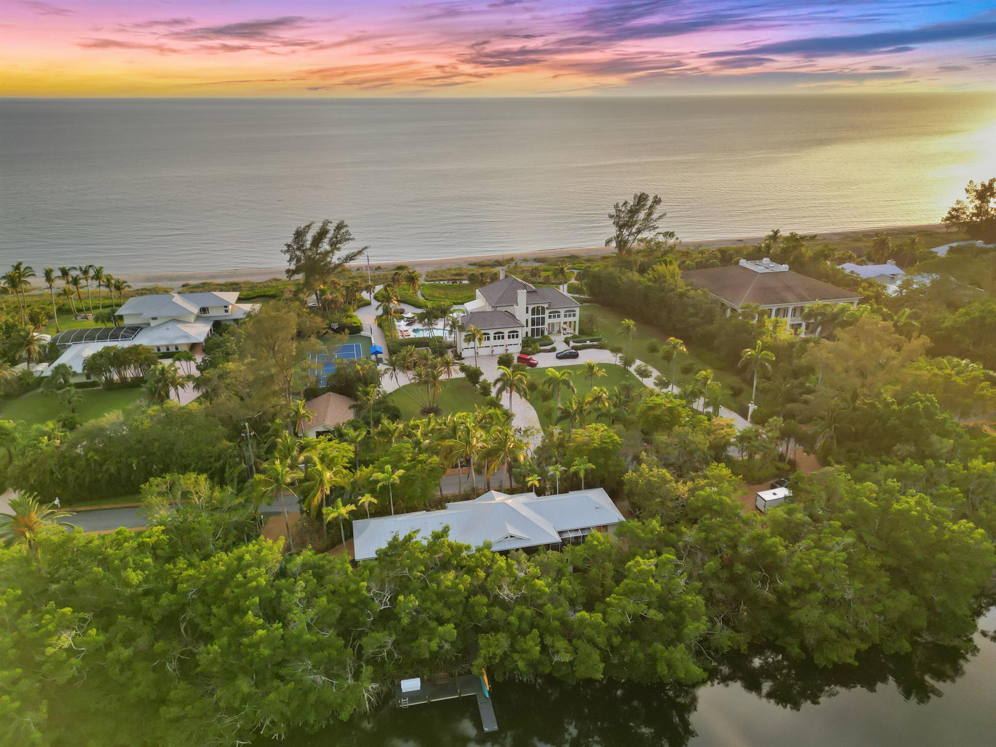 SIESTA PROPERTIES INC UNI - Residential