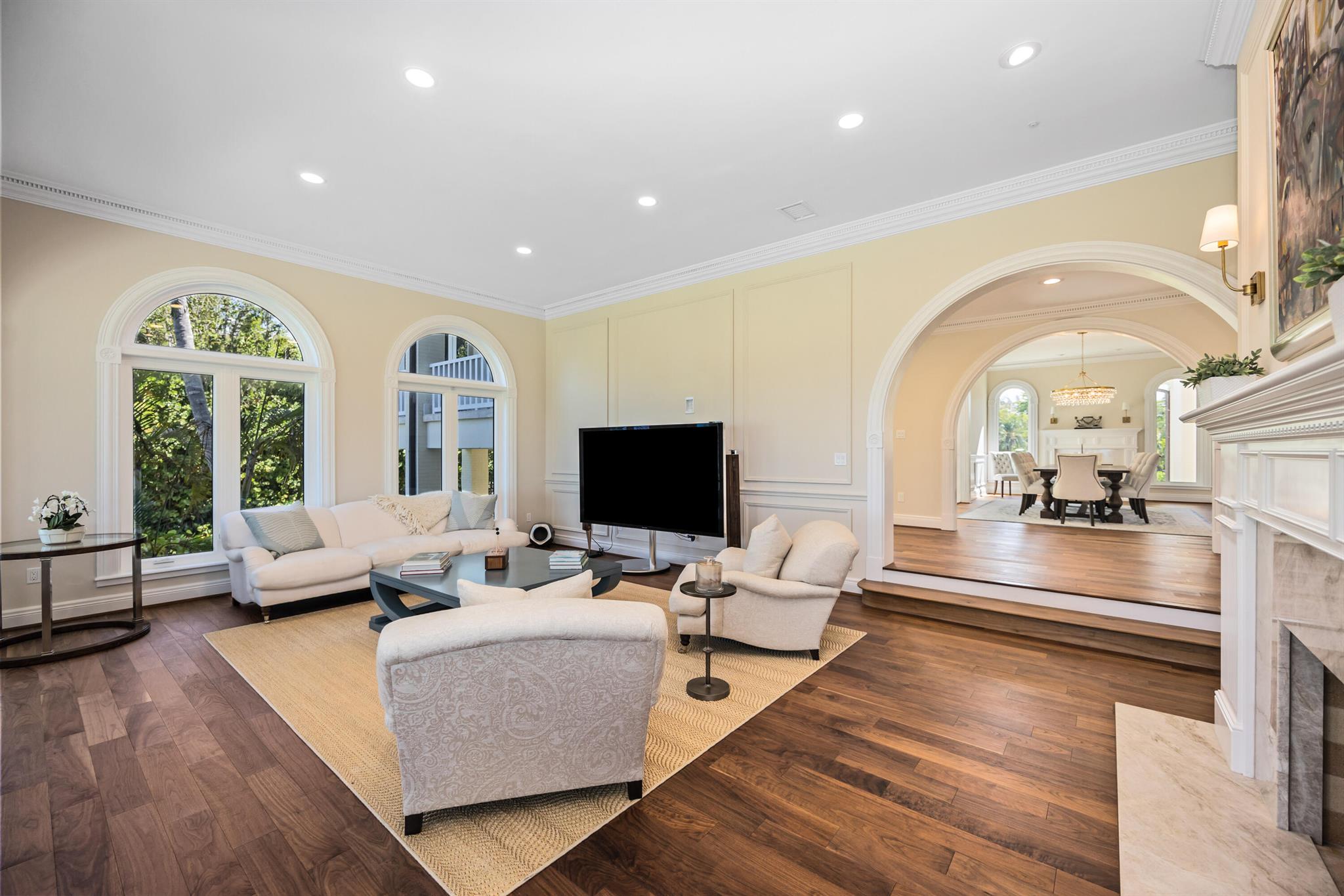 SIESTA PROPERTIES INC UNI - Residential