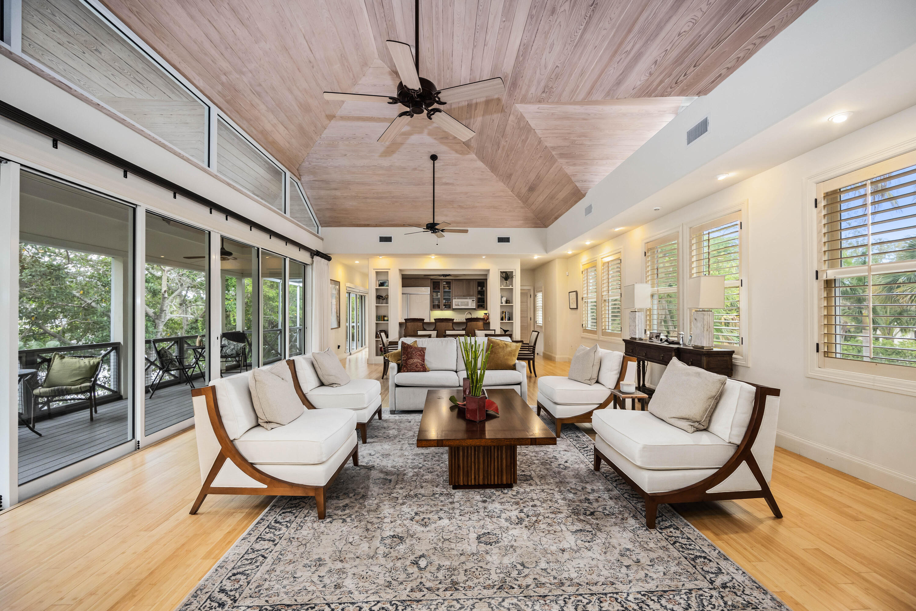 SIESTA PROPERTIES INC UNIT 1 - Residential