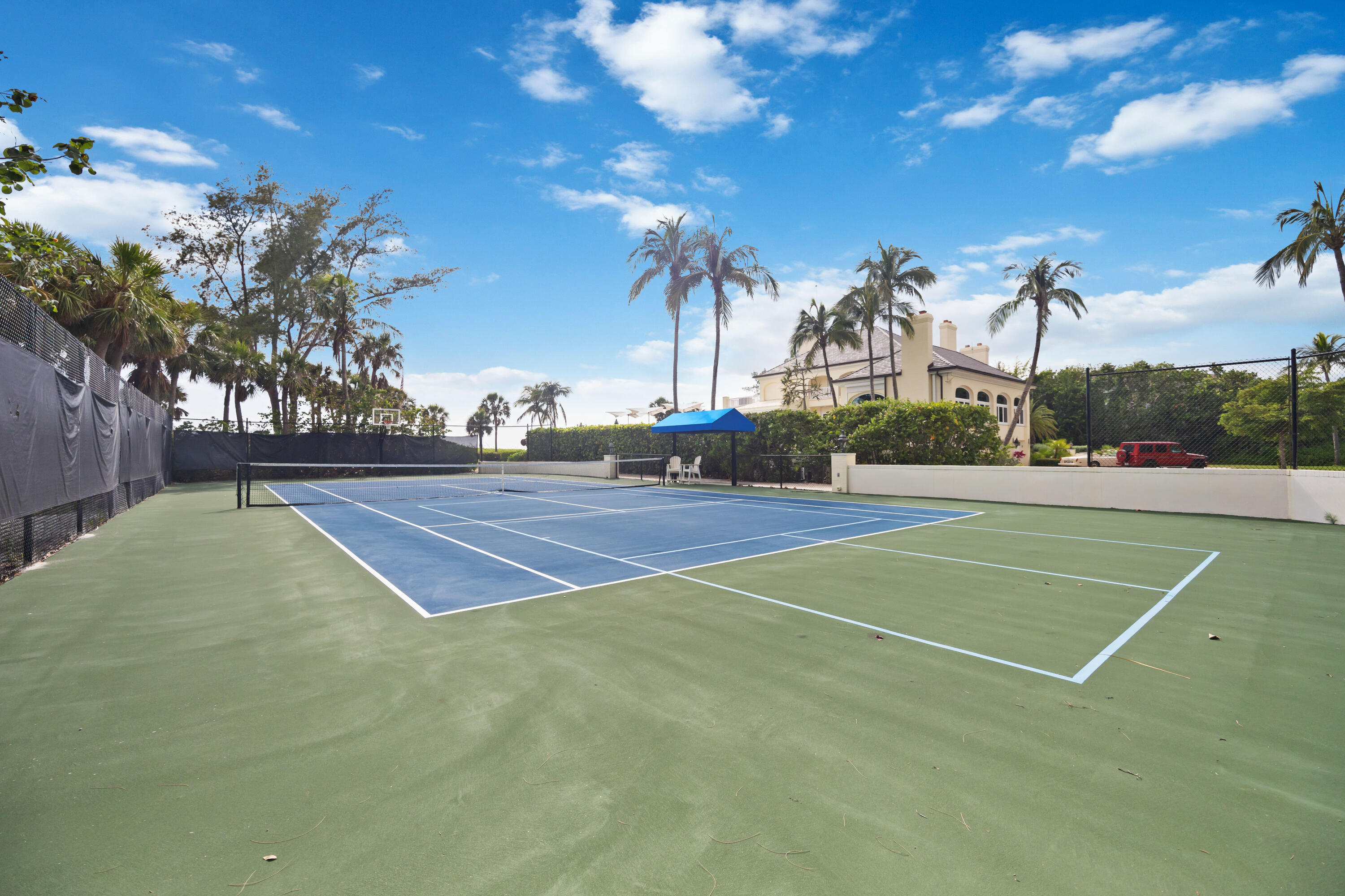 SIESTA PROPERTIES INC UNIT 1 - Residential